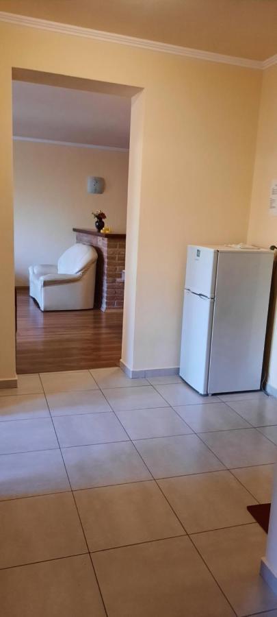 Bastya Apartmanhaz Sarvar Luaran gambar